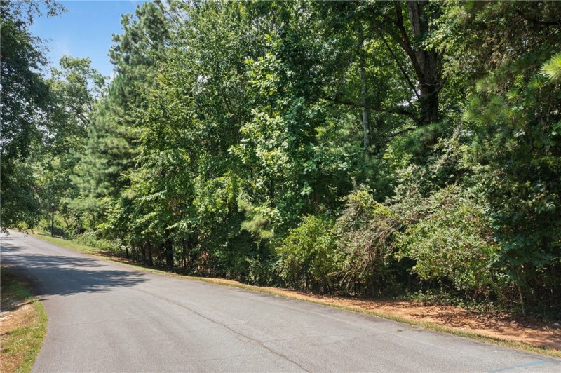 Property image 4 of Lot 2 Linn Garden Lane in Wilderness Cove, West Union, SC 29696