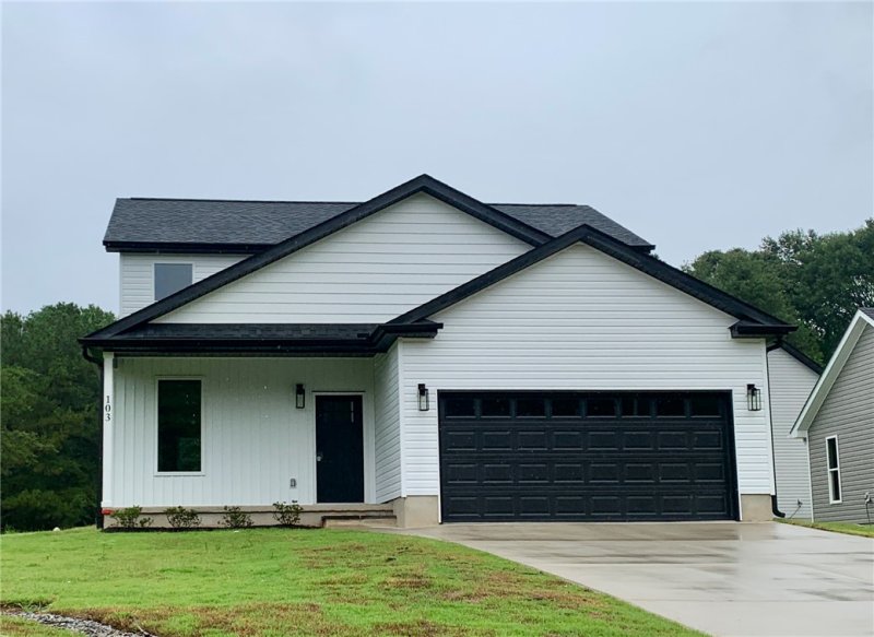 Webb Crossing, Pendleton Community