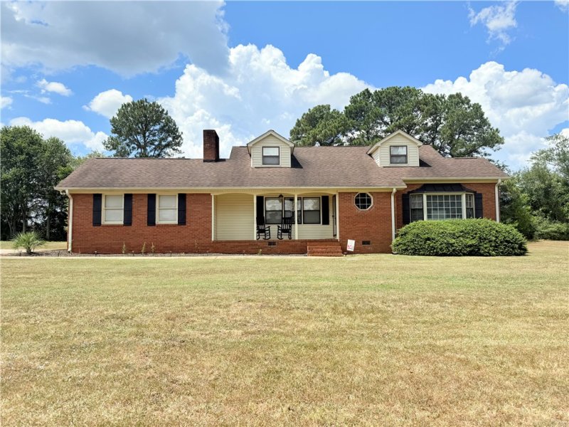 Property image 2 of 1037 Moorehead Place in Century Hills, Pendleton, SC 29670