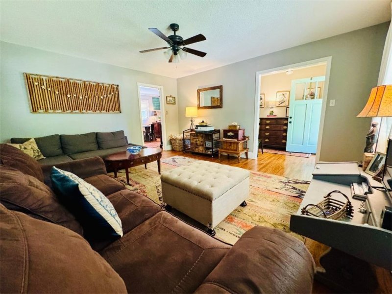 Property image 2 at 121 Woodland Way, Abbeville, SC 29620