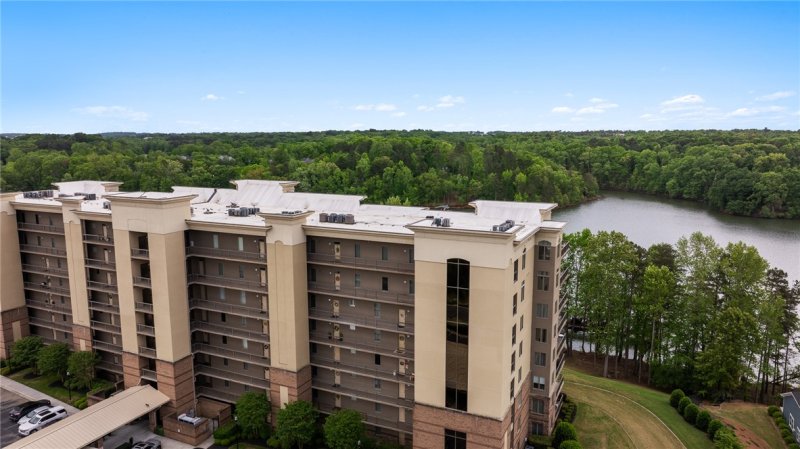Watermarke, Anderson Community
