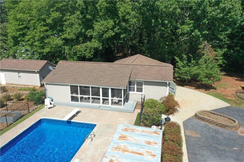 Property image 5 at 102 Hampton Road, Liberty, SC 29657