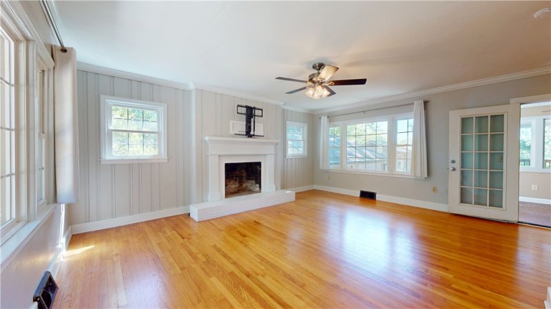 Property image 2 at 211 Grove Drive, Clemson, SC 29631