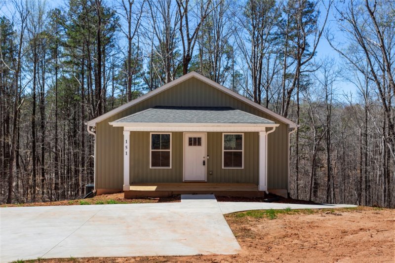 Property image 3 at 151 Nottingham Drive, Westminster, SC 29693