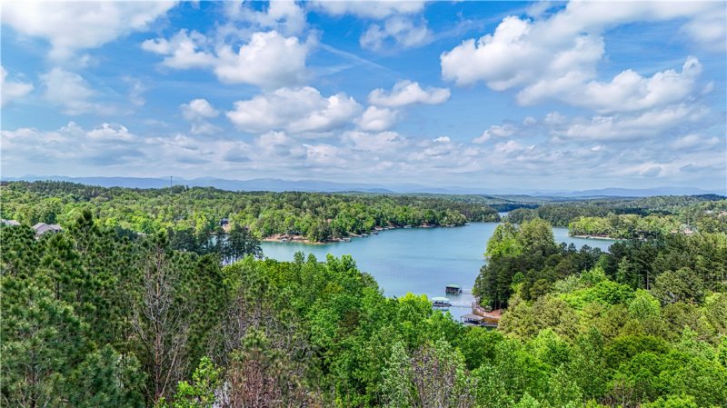 Property image 4 of Lot 211 Highridge Drive in Watersidecrossi, Seneca, SC 29672