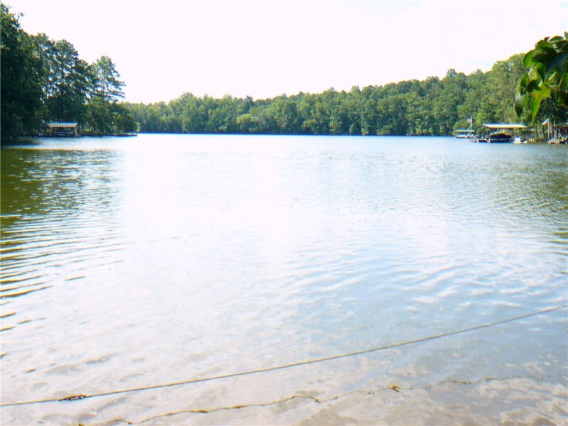 Property image 2 at 126 Waterside Drive, Iva, SC 29655