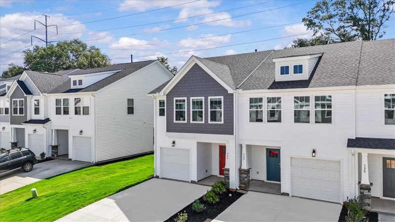 Property image 2 at 524 Harebell Way, Greenville, SC 29617