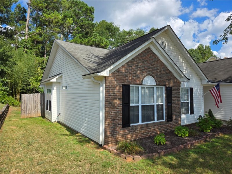 Property image 4 at 521 Cardinal Woods Way, Easley, SC 29642