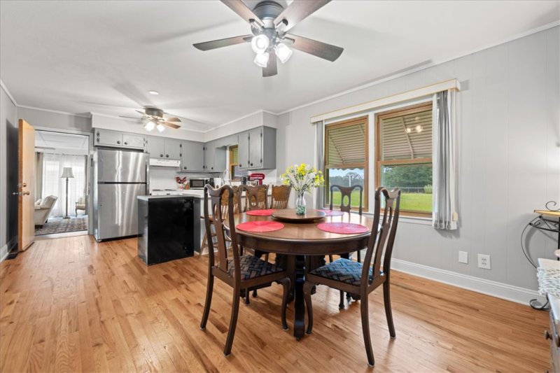 Property image 3 at 1473 E Tamassee Drive, Seneca, SC 29672