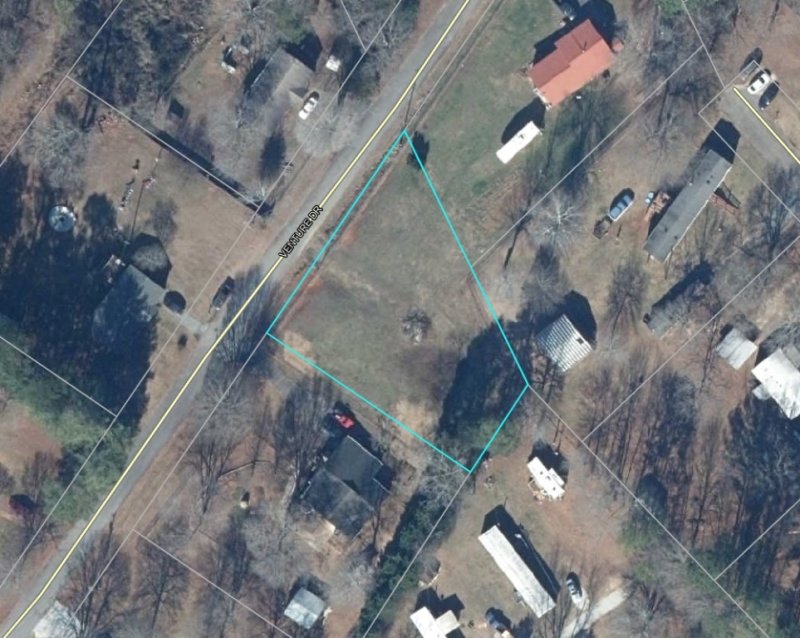 Property image 2 of 116 Venture Drive in Edwards Forest, Liberty, SC 29657