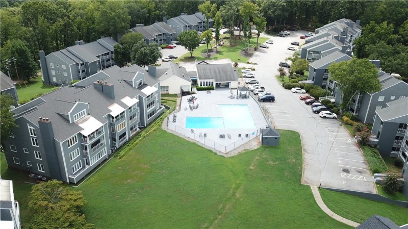 Property image 3 of 203 Northlake Drive in Northlake Condo, Anderson, SC 29625