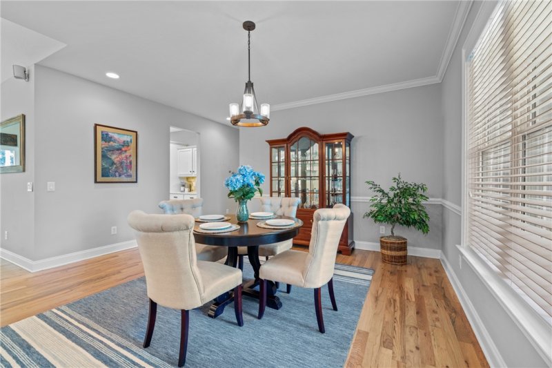 Property image 3 at 704 Pine Creek Court, Seneca, SC 29672