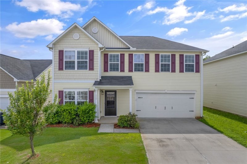 Oak Hill, Anderson Community