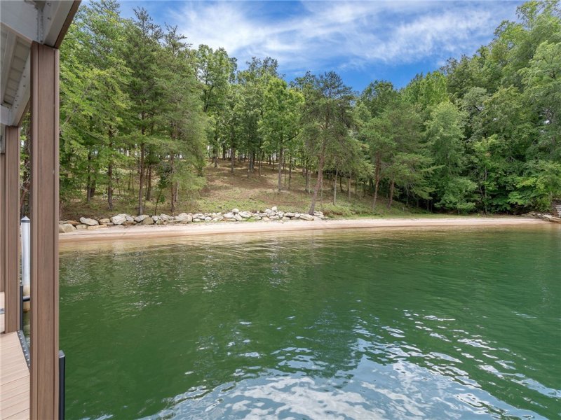 Property image 3 at 547 Haven Hill Lane, Six Mile, SC 29682