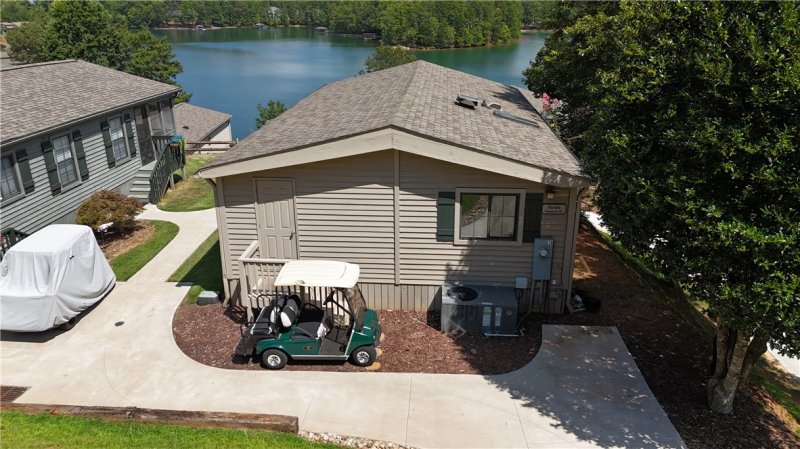 Property image 4 of 1230 Melton Road in Backwater Landing, West Union, SC 29696