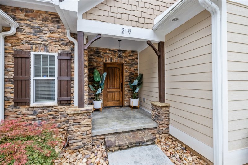 Property image 3 at 219 Talons Ridge Road, Seneca, SC 29672