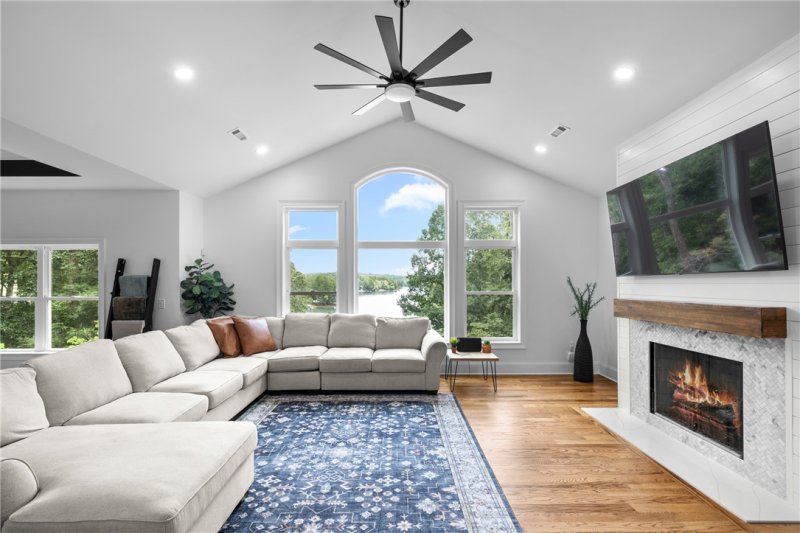 Property image 4 at 219 Talons Ridge Road, Seneca, SC 29672