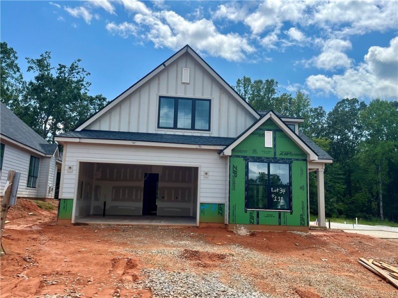 Property image 2 of 111 Pine Hill Way in Kingswood Cottages, Clemson, SC 29631