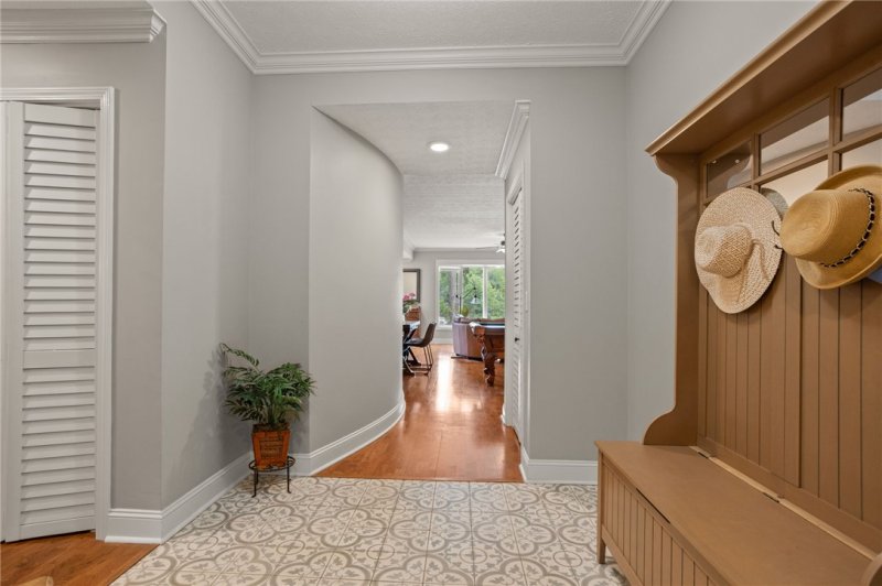 Property image 3 of 509 Tall Ship Drive in Keowee Key, Salem, SC 29676