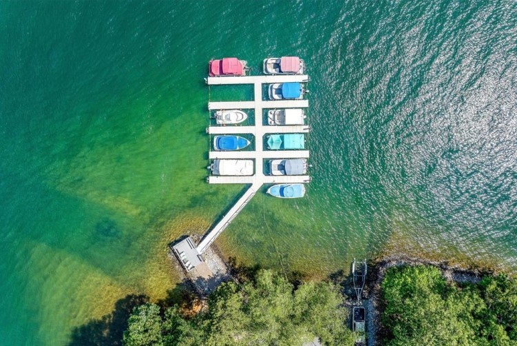 Property image 4 of 126 Beacon Ridge Circle in Keowee Harbours, Salem, SC 29676