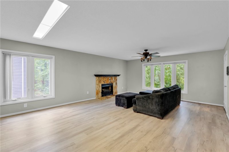 Property image 3 at 405 Northlake Drive, Anderson, SC 29625