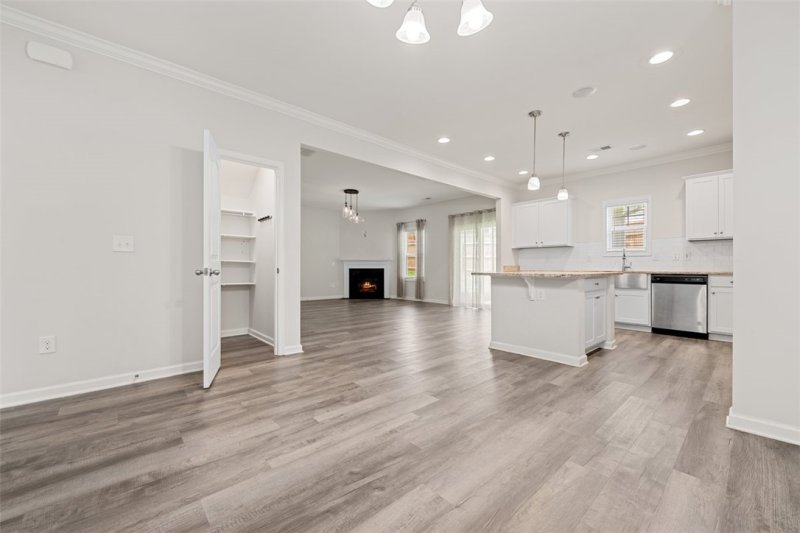 Property image 3 of 317 Balsa Way in Tokeena Trail, Seneca, SC 29678