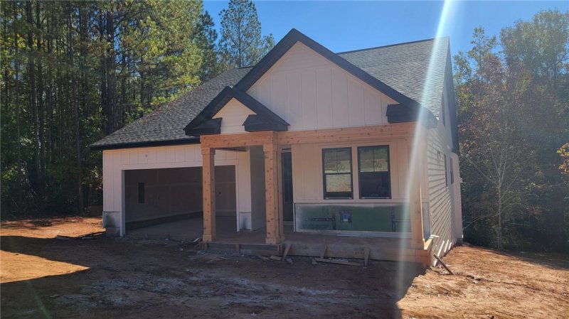 Property image 2 of 321 Stardust Lane in Moonlight Bay On Keowee, Seneca, SC 29672