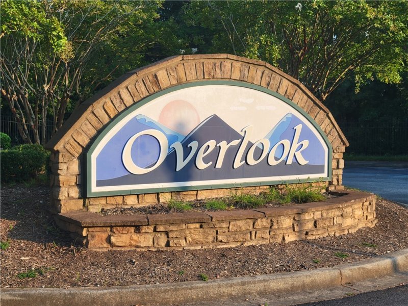 Property image 2 of 321 Lookover Drive in Overlook Condominiums, Anderson, SC 29621