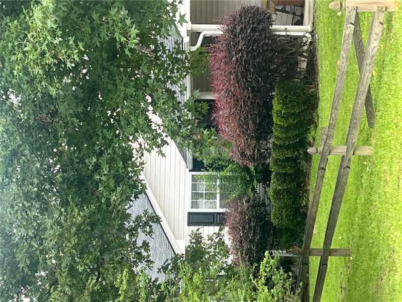 Property image 2 at 125 Palmeto Parkway, Belton, SC 29627