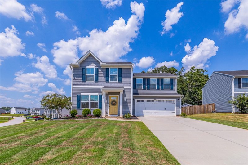 Property image 2 at 301 Wyngate Court, Piedmont, SC 29673