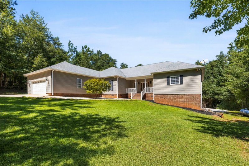 Property image 3 at 309 N Walnut Drive, Anderson, SC 29621