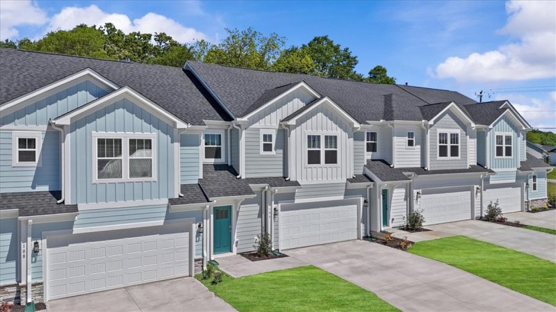 Property image 2 at 106 Village Creek Drive, Anderson, SC 29621