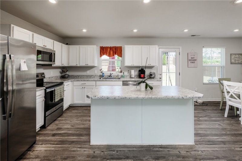 Property image 5 at 135 Barrington Creek Road, Piedmont, SC 29673