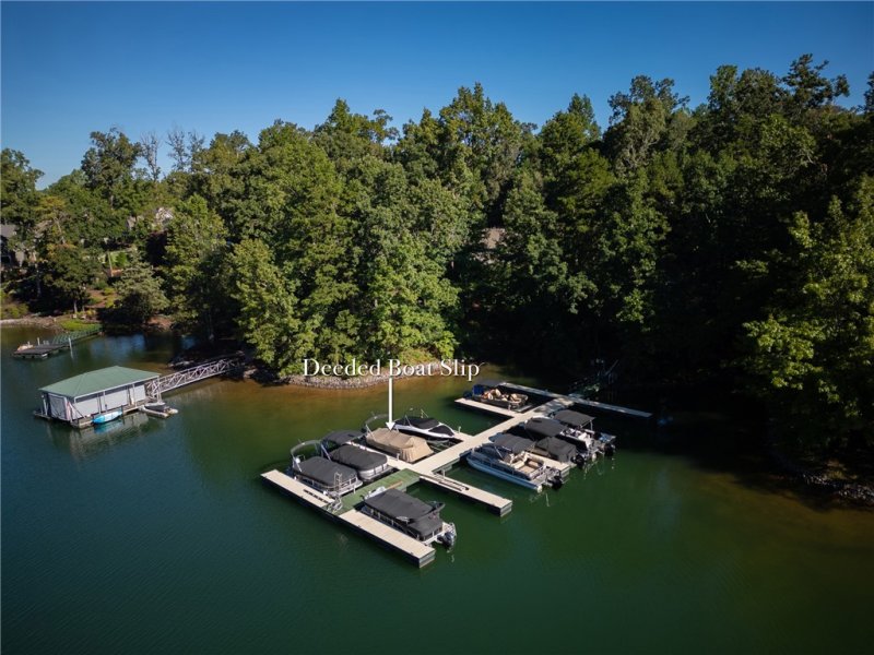 Property image 3 at 122 Woods Drive, West Union, SC 29696