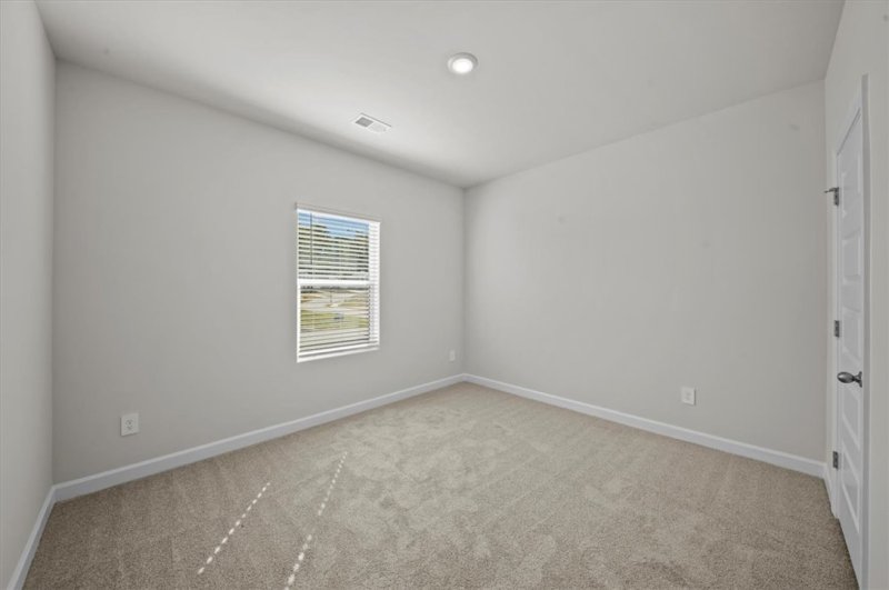 Property image 4 of 124 Milo Road in Holland Park, Spartanburg, SC 29306