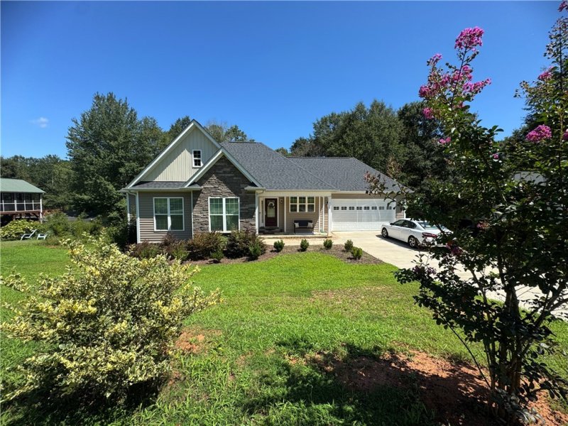 110 Equestrian Trail