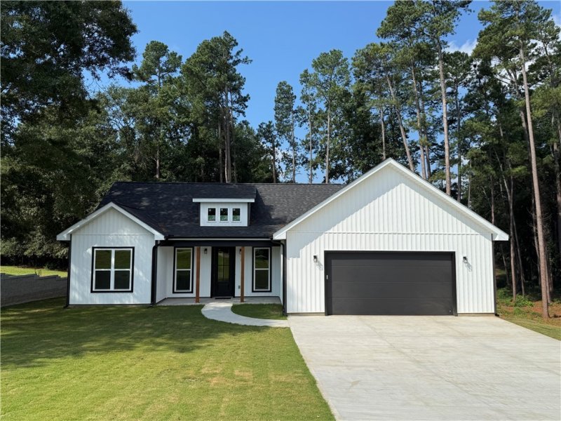 Property image 2 at 115 Century Court, Pendleton, SC 29670