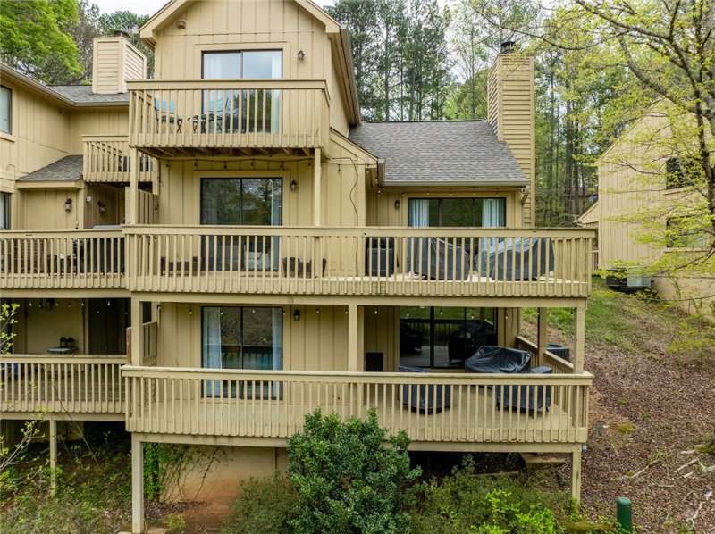 Property image 3 at 204 Harbor Cove Drive, Salem, SC 29676