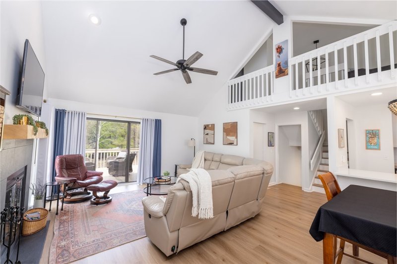 Property image 4 at 204 Harbor Cove Drive, Salem, SC 29676