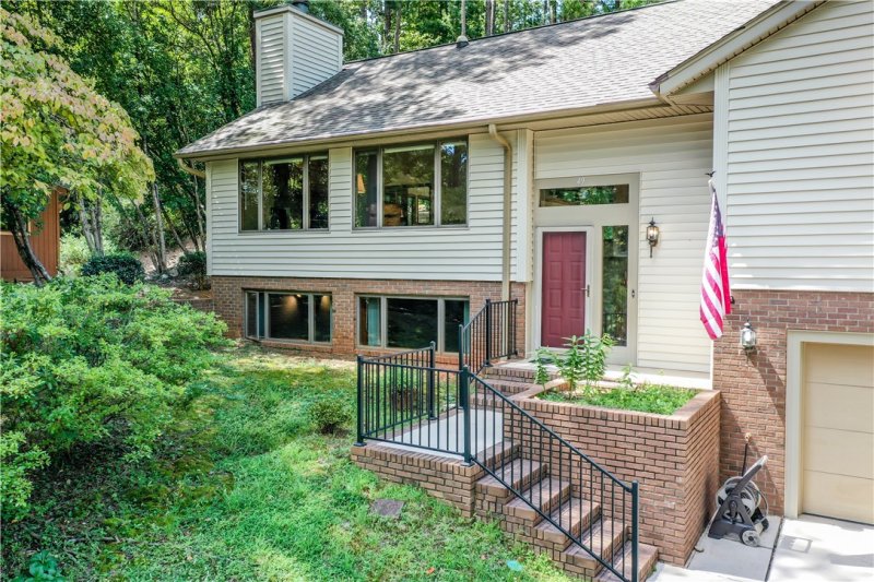 Property image 2 at 49 Par Harbor Way, Salem, SC 29676