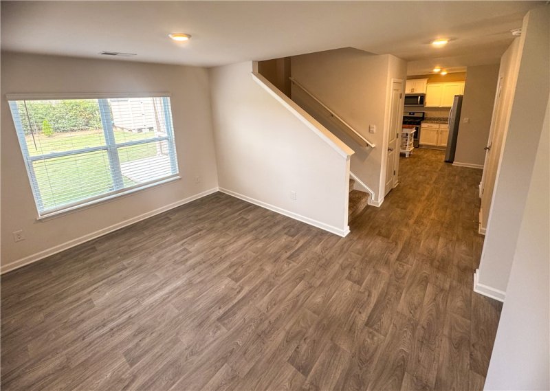 Property image 5 of 403 Sweetgrass Lane in Cambridge Walk, Piedmont, SC 29673