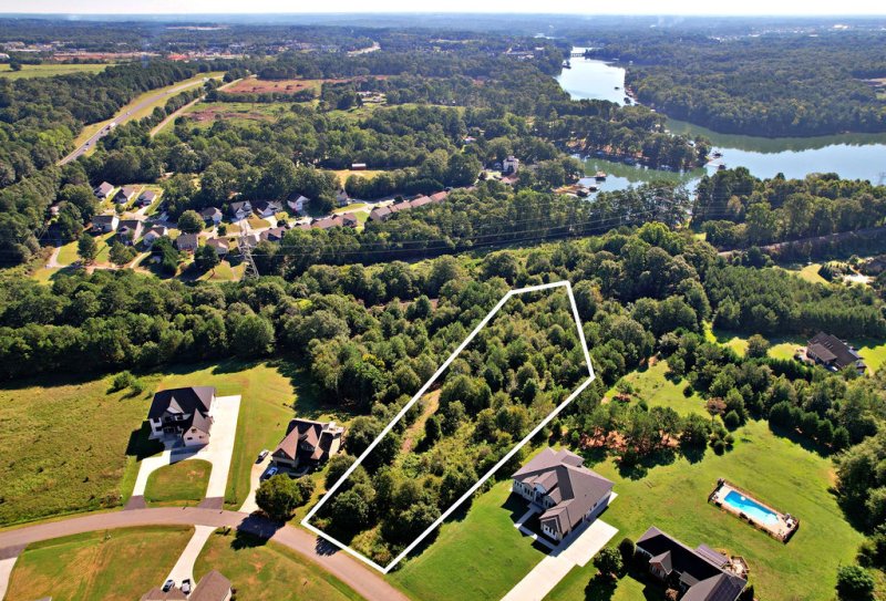 Property image 2 at 2411 Watkins Road Extension, Anderson, SC 29625