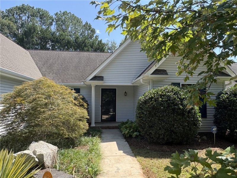 Property image 3 of 159 Grand Oak Circle in Heritage Oaks, Pendleton, SC 29670