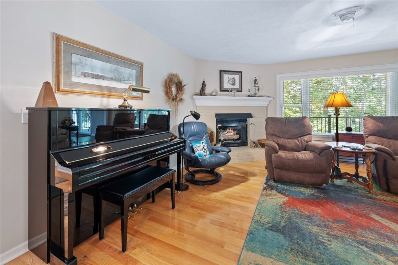 Property image 4 of 120 Fendley Lane in Heritage Shores, Fair Play, SC 29643