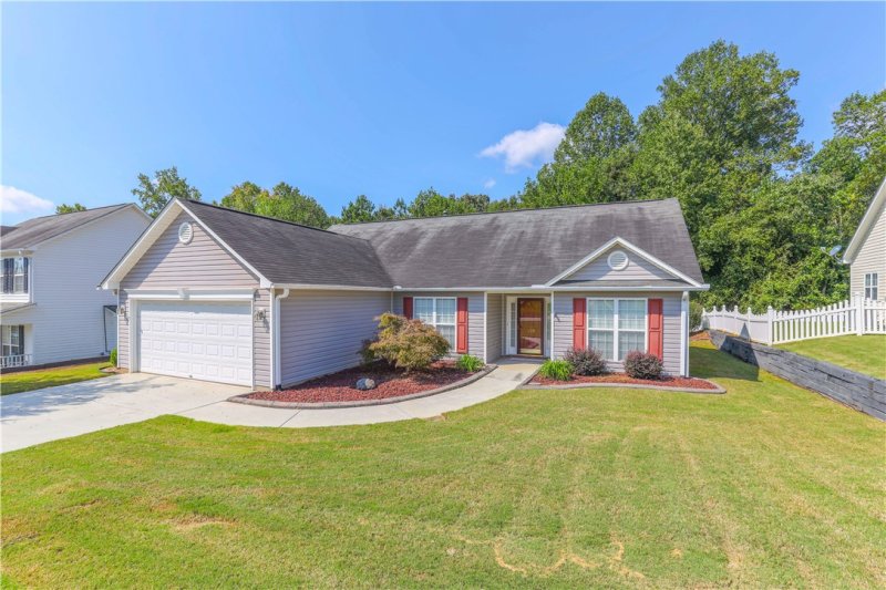Property image 4 at 120 Rounded Wing Drive, Easley, SC 29642