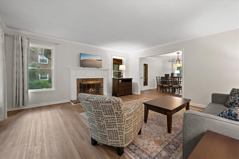 Property image 4 of 222 Camelot Road in Camelot, Clemson, SC 29631