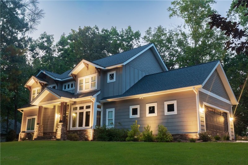 401 Promontory Ridge