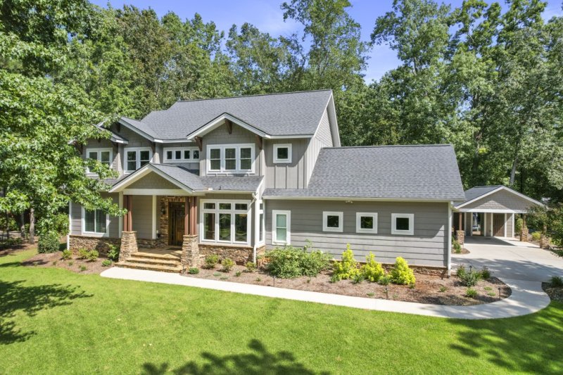 Property image 5 of 401 Promontory Ridge in Stillwater, Seneca, SC 29672