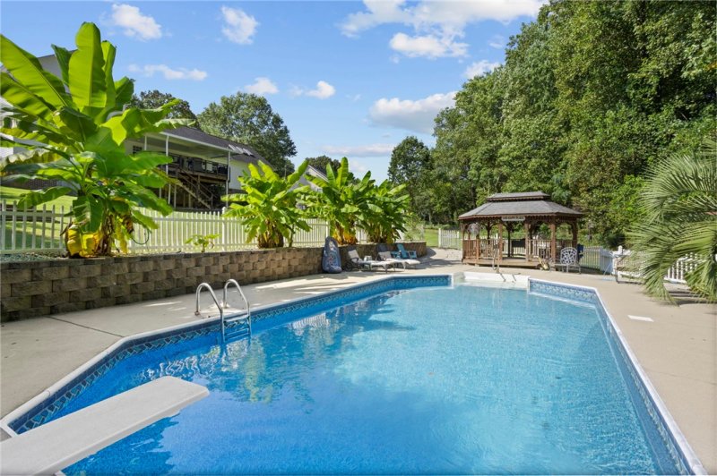 Property image 4 of 305 Wildmarsh Road in Mallard Green, Piedmont, SC 29673