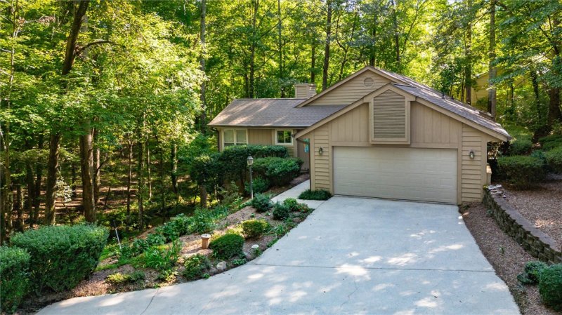 Property image 3 at 49 Starboard Tack Drive, Salem, SC 29676